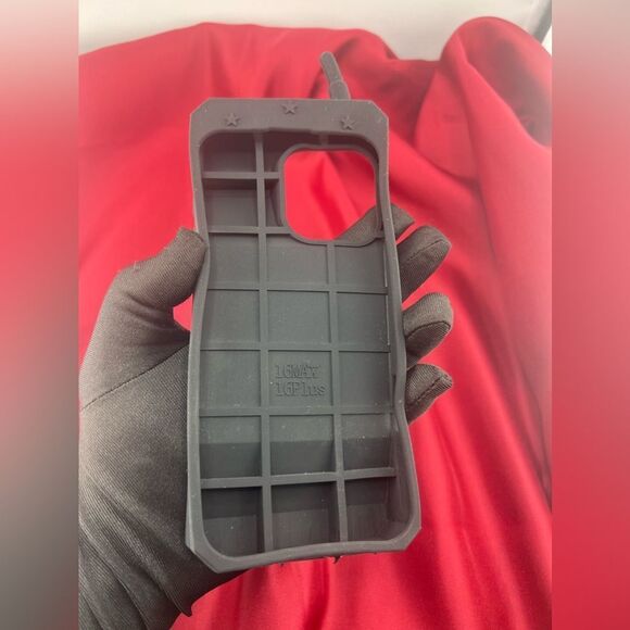 Retro Mobile Phone-Themed Case for iPhone 16 Pro Max - Picture 7 of 7